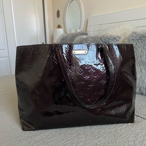 Used Authentic Louis Vuitton Monogram Vernis Wilshire